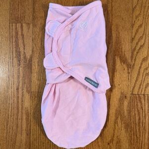 SwaddleMe Soft Pink Baby Velcro Wrap Size 0-3M